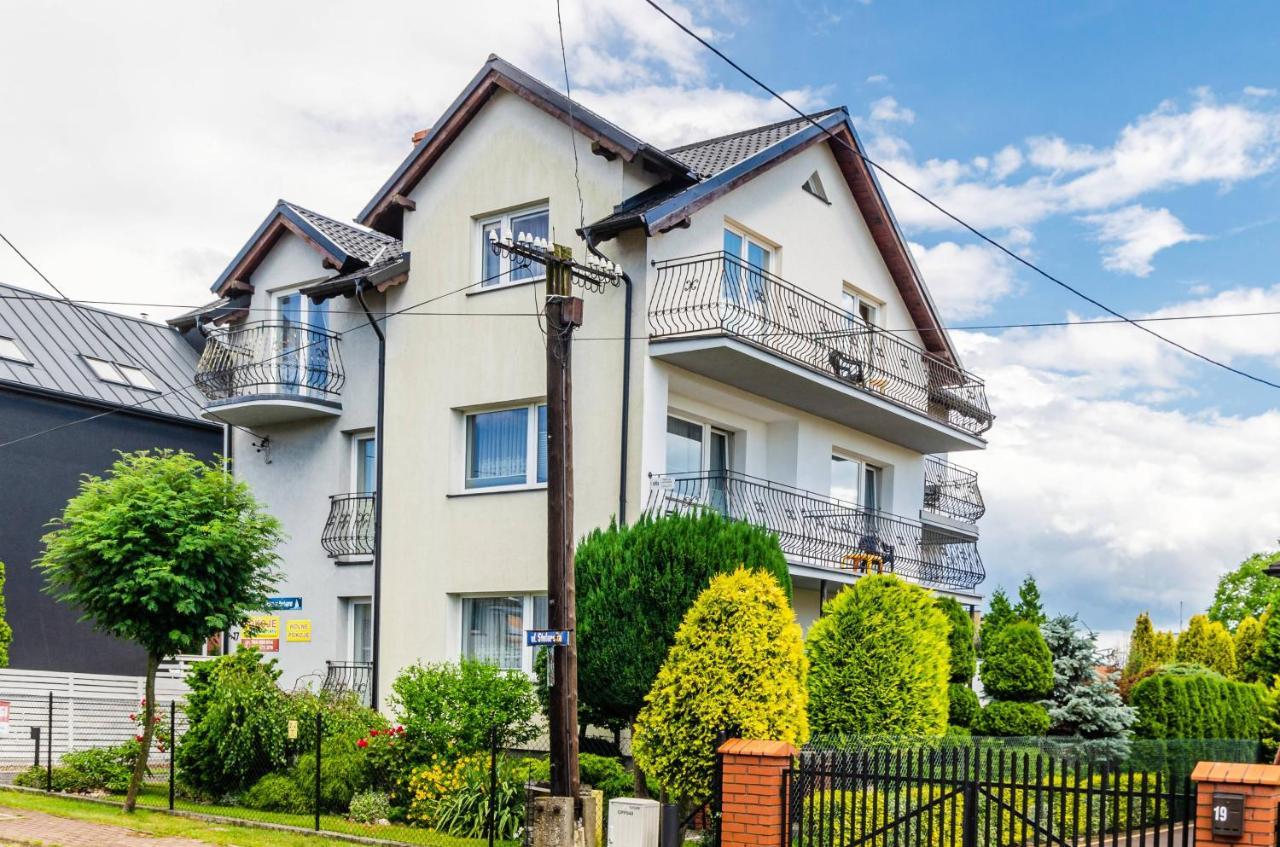 Dom U Artura Apartment Wladyslawowo Bagian luar foto