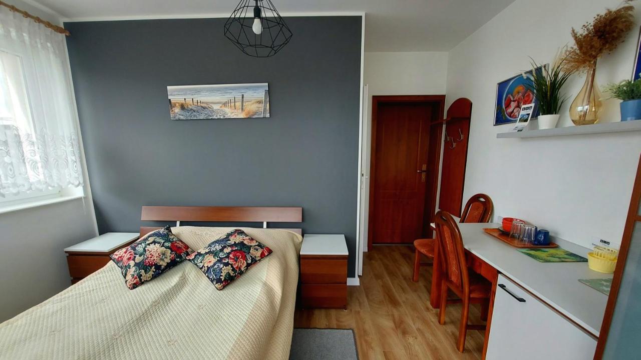 Dom U Artura Apartment Wladyslawowo Bagian luar foto