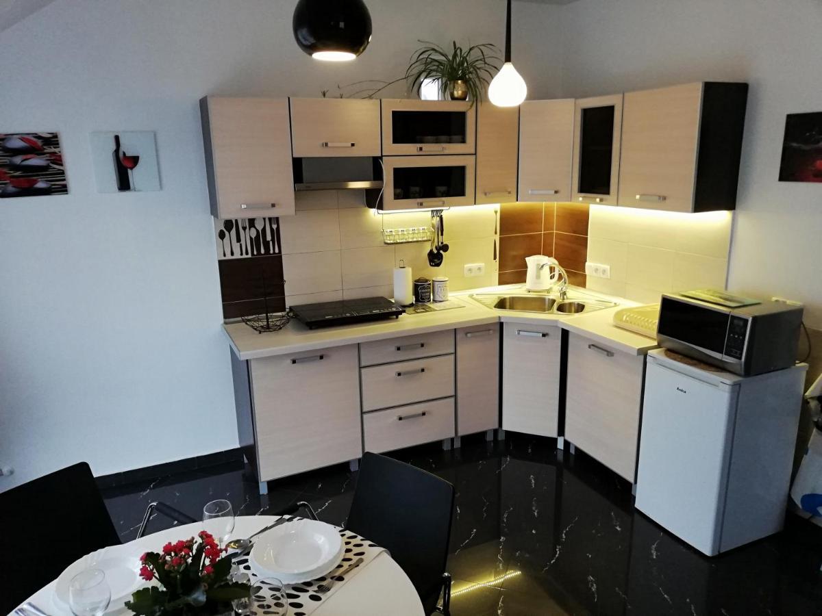Dom U Artura Apartment Wladyslawowo Bagian luar foto