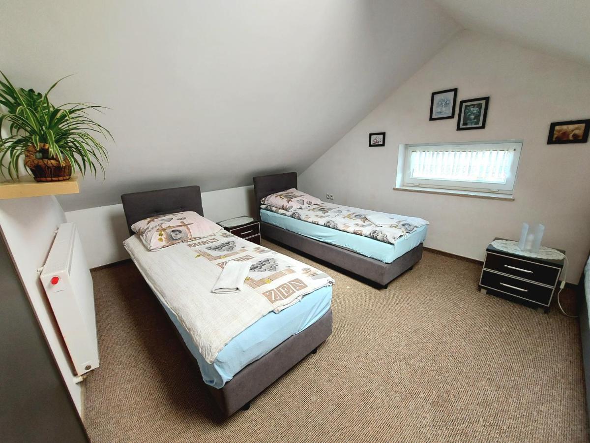 Dom U Artura Apartment Wladyslawowo Bagian luar foto