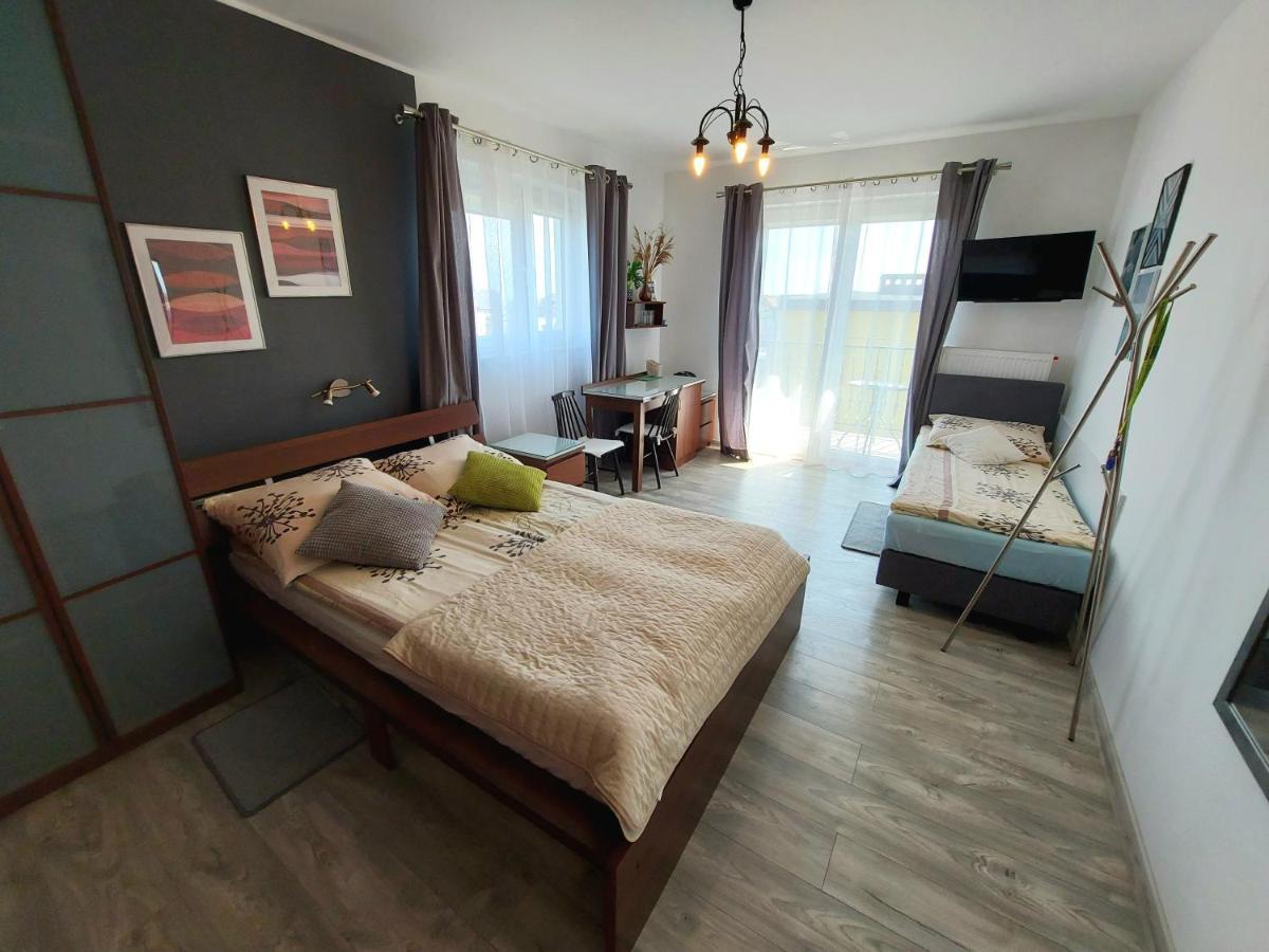 Dom U Artura Apartment Wladyslawowo Bagian luar foto