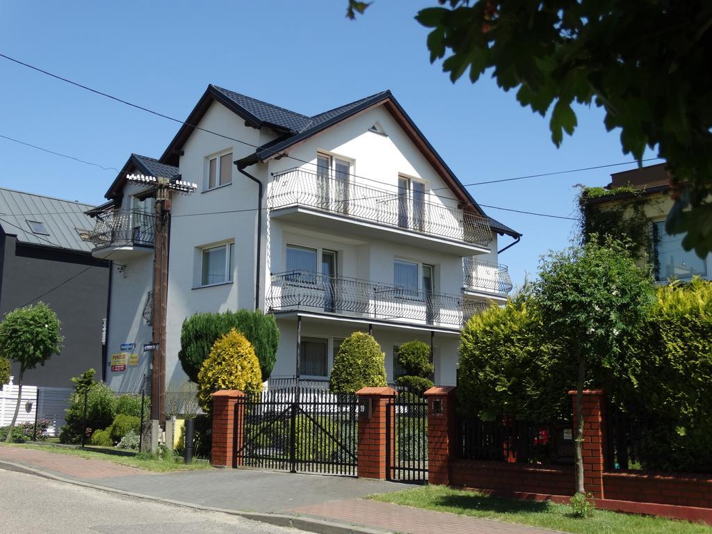 Dom U Artura Apartment Wladyslawowo Bagian luar foto